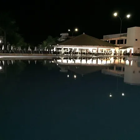 Lacqua Diroma - Hotel E Parque Aquatico Caldas Novas Exterior photo